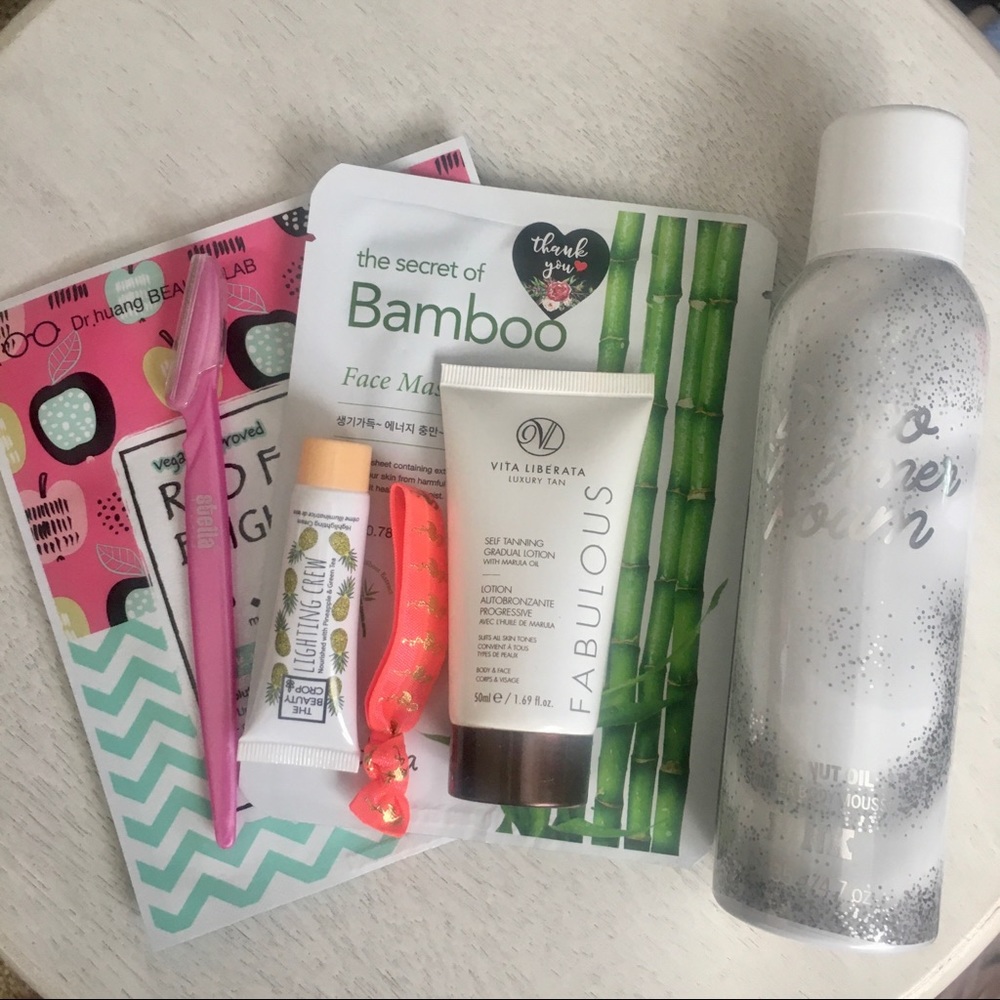 Victoria’s Secret & More Gift Bundle